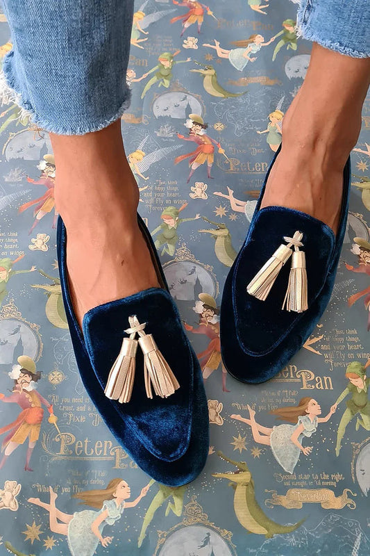 MIDNIGHT ELEGANCE LOAFER WITH CHAMPAGNE TASSELS