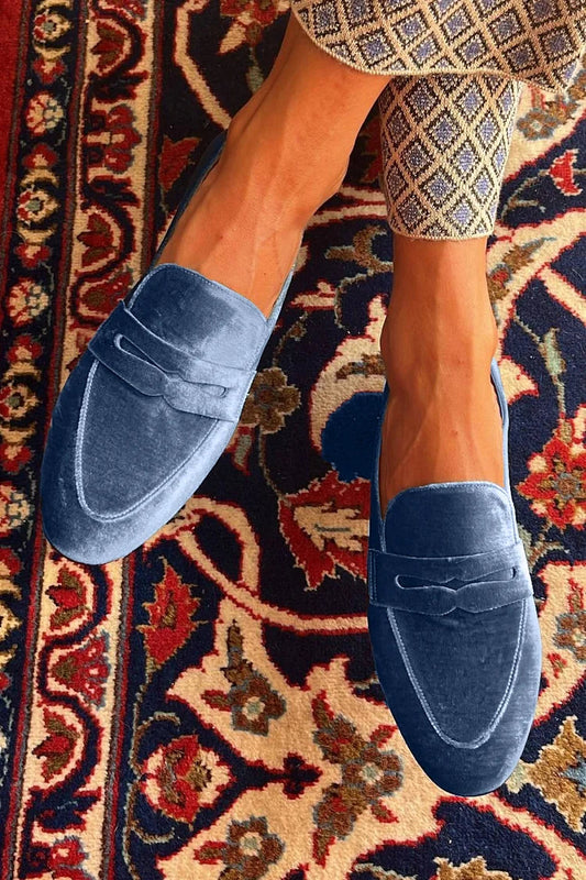 CLASSIC SLIP-ON LOAFERS
