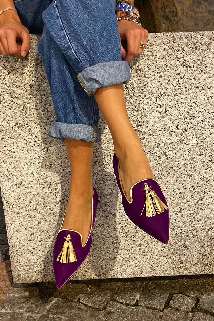 ELEGANT LOAFERS WITH TASSELS