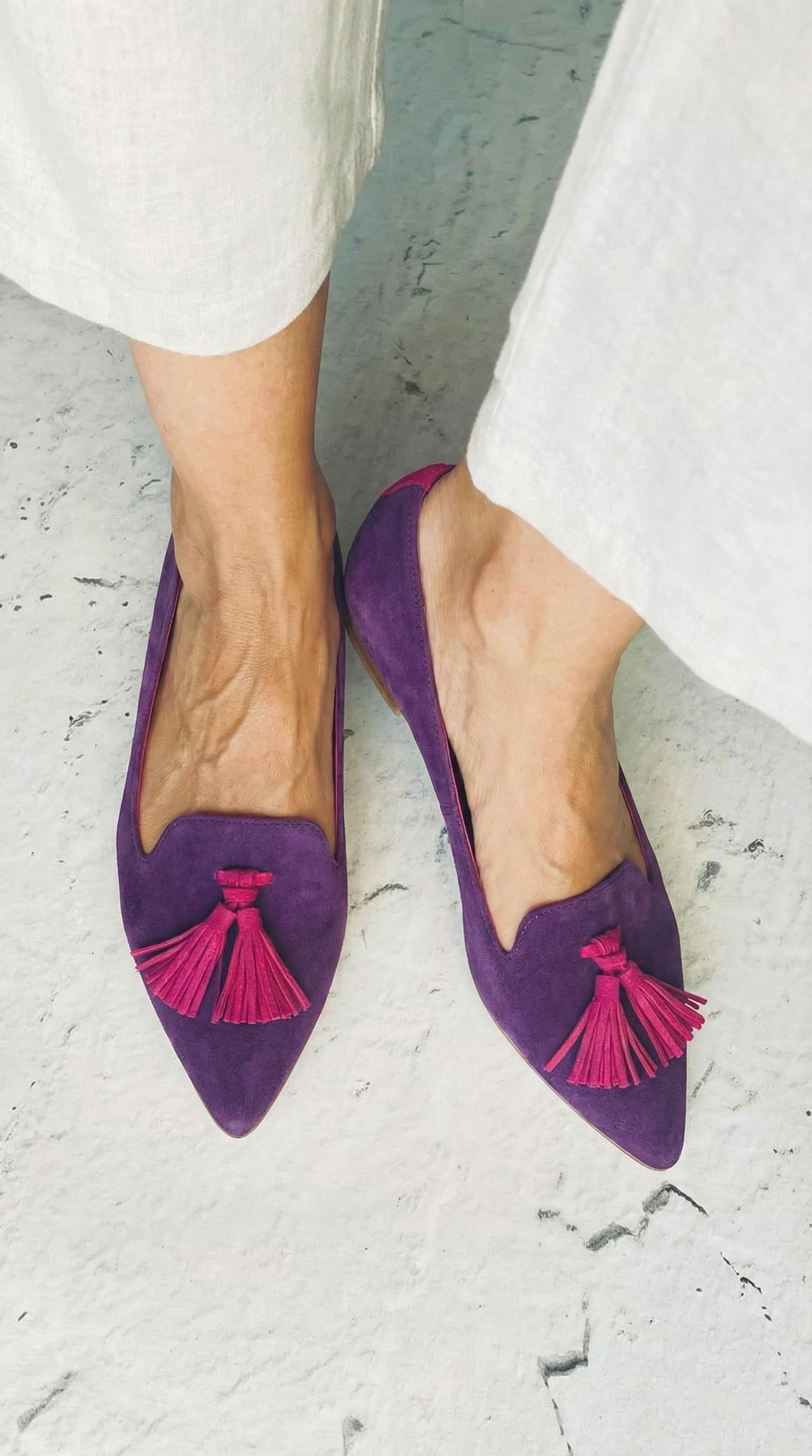 POINTED LOAFER WITH TASSELS
